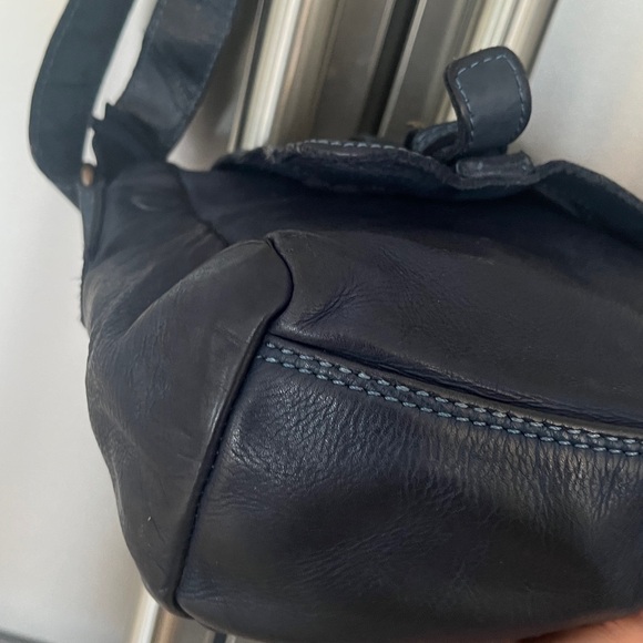 Elegant Navy Leather Satchel - Picture 10 of 16